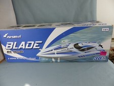 Grand Bateau RC AMEWI BLADE RC BOAT + émetteur en boite , testé OK