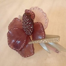 Pince à cheveux Alexandre de Paris violet fleur d'amaryllis Swarovski barrette