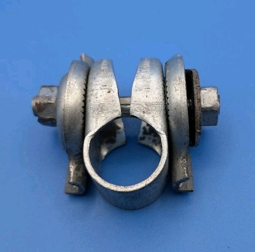 Saddle rail clamp - saddle, chariot
