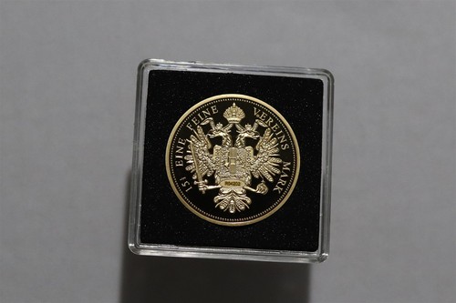 Médaille plaqué or - en,