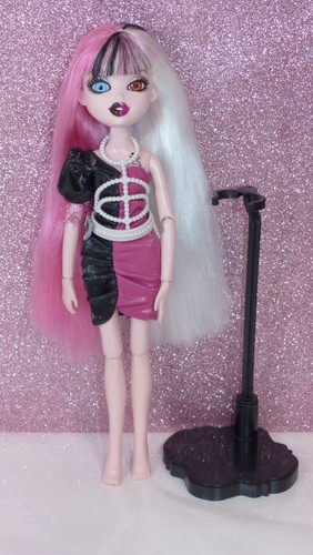 Doll bratzillaz cloetta - doll,