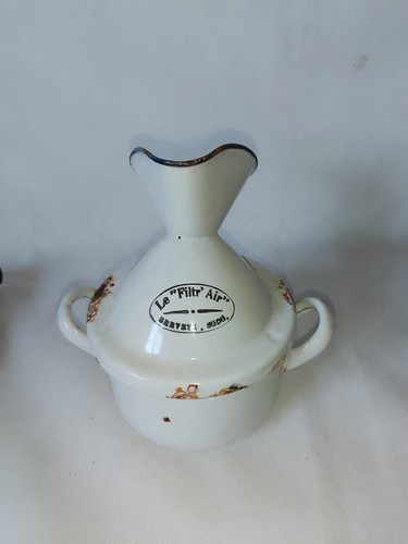 Ancien inhalateur tôle - inhalateur, en