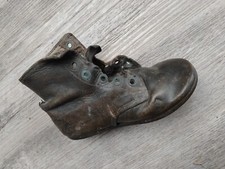 Une Toute Petite Chaussure