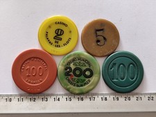 LOT 5 JETONS DE CASINO Ref22349J
