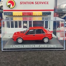VOITURE LANCIA DELTA HF 4WD