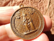 ANCIENNE MEDAILLE  SAINTE