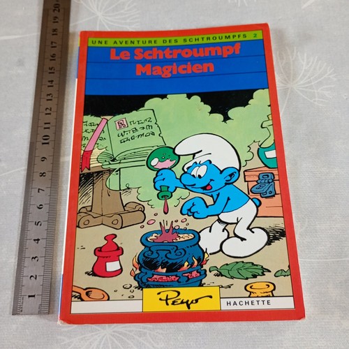 Livre les schtroumpfs - les,