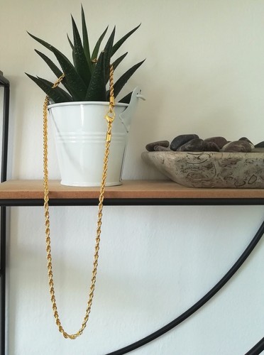 Collier chaine doree à - collier,