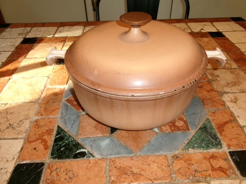 Cocotte creuset design - cocotte,