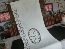 très joli rideaux brodée