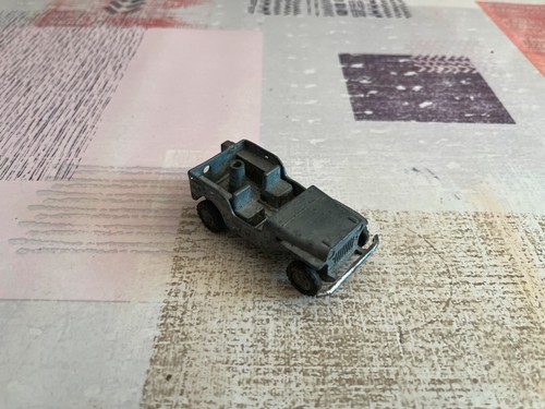 Ancienne voiture miniature - ancienne,