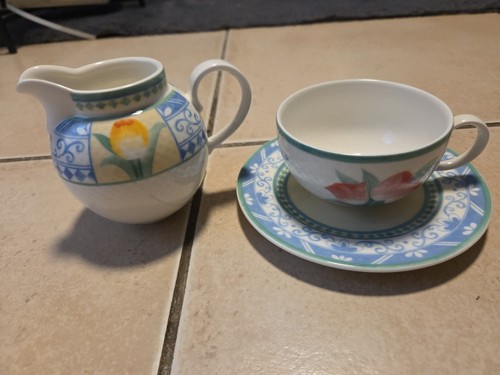 Lot tasse sous - tasse, +