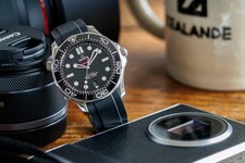 ZEALANDE Black Rubber Strap For OMEGA Seamaster Professional Diver 300