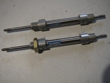 2x Vérin FESTO pneumatique