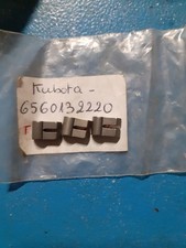 6560132220  lot 3 Cliquet