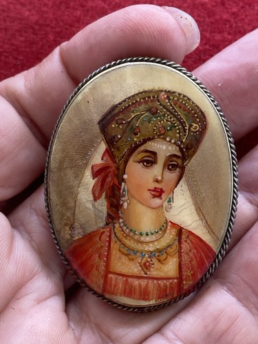 Magnifique broche miniature - magnifique,
