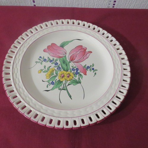 Assiette ajourée en - assiette,