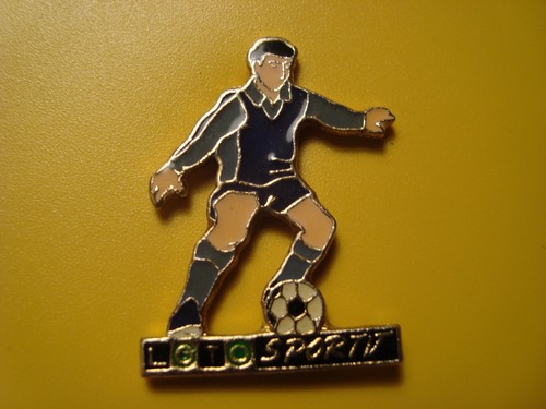 Pin pins sport foot football - foot,