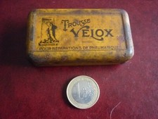 ANCIENNE BOITE fer publicitaire VELOX Nécessaire réparation PNEU.