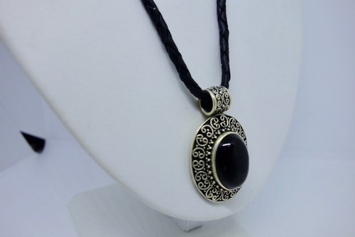Sterling onyx pendant ati - &,