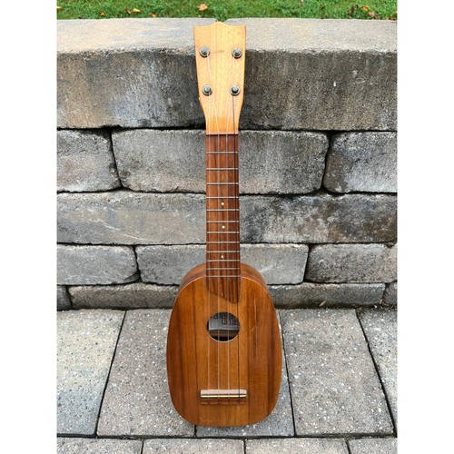 Vintage 1960 kamaka - vintage,