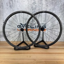 Low mile zipp - 202, carbon
