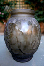 Superbe vase art-déco aux