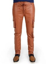 Pantalon cargo en cuir marron