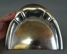 pelle ramasse miettes en