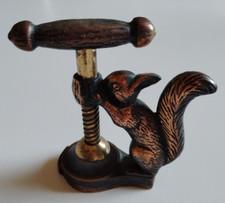 ANCIEN CASSE NOIX NOISETTES