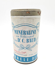 Ancienne Boîte en tôle acier