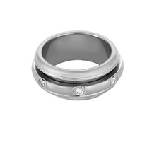 PIAGET - Possession - Bague en or gris et sept diamants