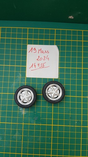 Porsche 911 solido roue - 1/18,