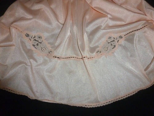 Joli jupon vintage - jupon,