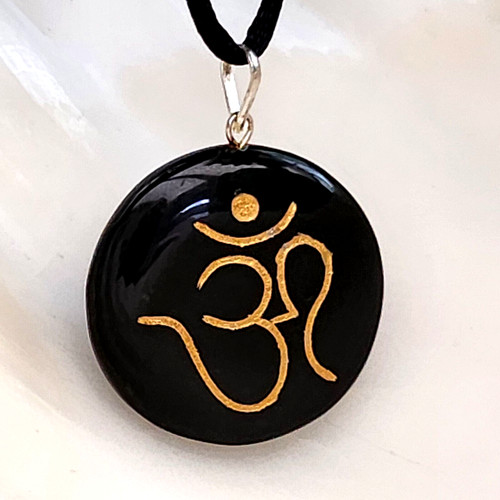Collier pendentif - , om