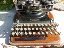 Machine à écrire Hammond  de