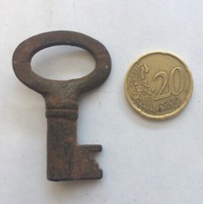 petite cle ancienne de meuble, coffret, coffre,  boite,  cadenas, malle...  n°20