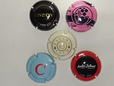 LOT DE 5 CAPSULES DE CHAMPAGNE , MOUSSEUX  DIVERSES