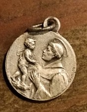 Médaille Religieuse Ancienne