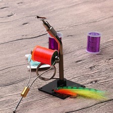 Étau rotatif pour attacher