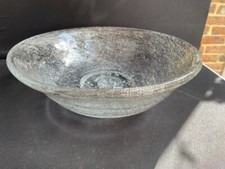 Grande coupe sur talon en