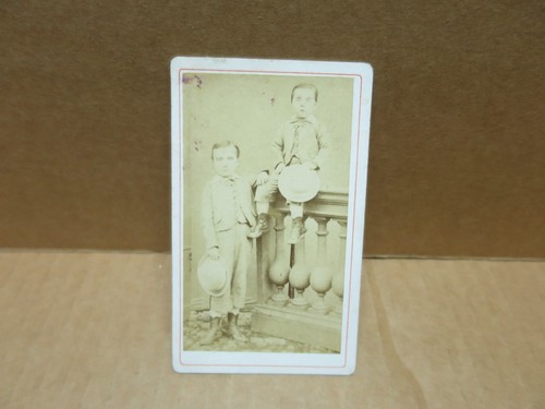 Jumeaux enfants ancienne - jumeaux,
