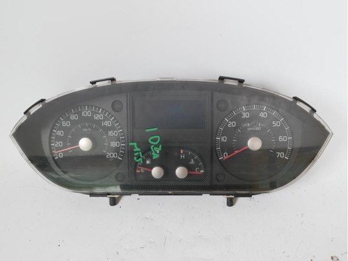 735423082 tableau bord - 735423082,