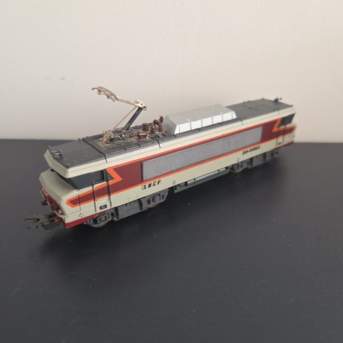 Lima 15063 locomotive - lima, ho