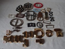 LOT D ANCIENNES BOUCLES DE