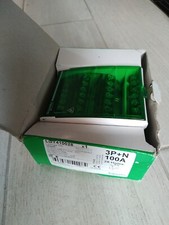 Ga SCHNEIDER Répartiteur triphasé sans Ampère réf:  Lgy 410 028  NEUF /emballage