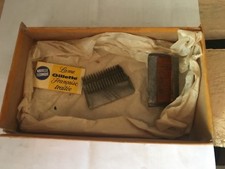 Ancienne Tondeuse à cheveux / barbe CLODION (Boîte et accessoires)