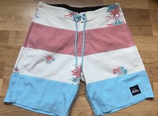Mens Quiksilver Boardshorts Size 28