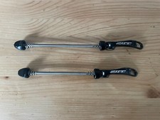 1 paire de blocages de roues