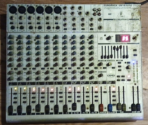 Behringer ub1832fx pro - behringer, ub1832fx-pro